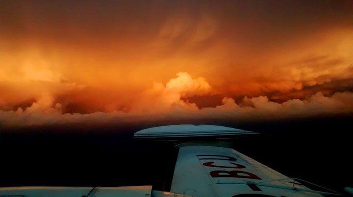 Ahora Cornejo piensa financiar parte de la lucha antigranizo y asoman dos empresas de pilotos