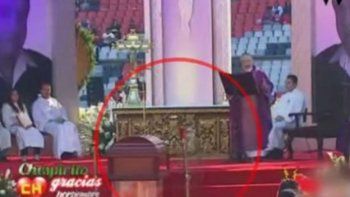 El video del funeral en el que se ve al supuesto 