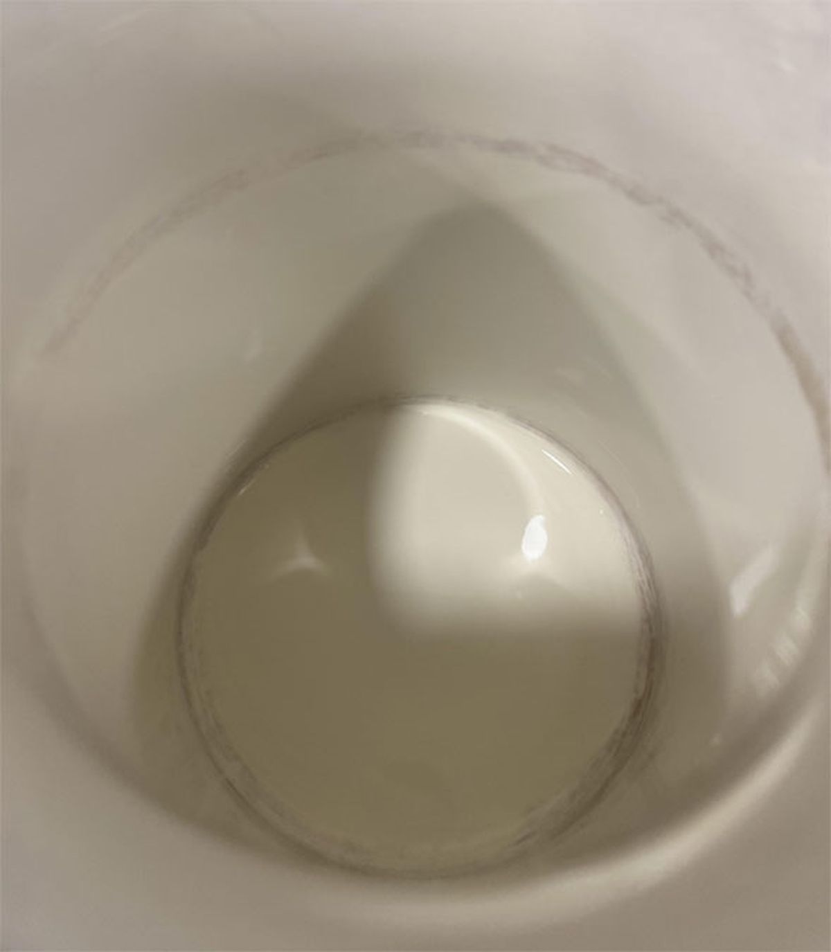 Limpiar profundamente las tazas de la casa es posible gracias a los tips que brindan los especialistas en limpieza. Limpiar profundamente las tazas de la casa es posible gracias a los tips que brindan los especialistas en limpieza.