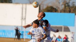 Rodrigo Bernal tuvo una dura lucha contra la defensa de Atenas de Río Cuarto. Gutiérrez Sport Club no pudo ganar en casa por la 17ª fecha del Torneo Federal A.