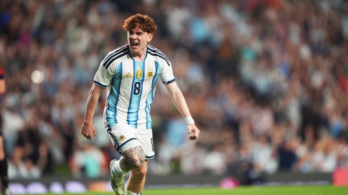 Valentín Barco. El Colo barió temprano el marcador en el amistoso internacional entre la Selección Argentina e Islandia en Alabama