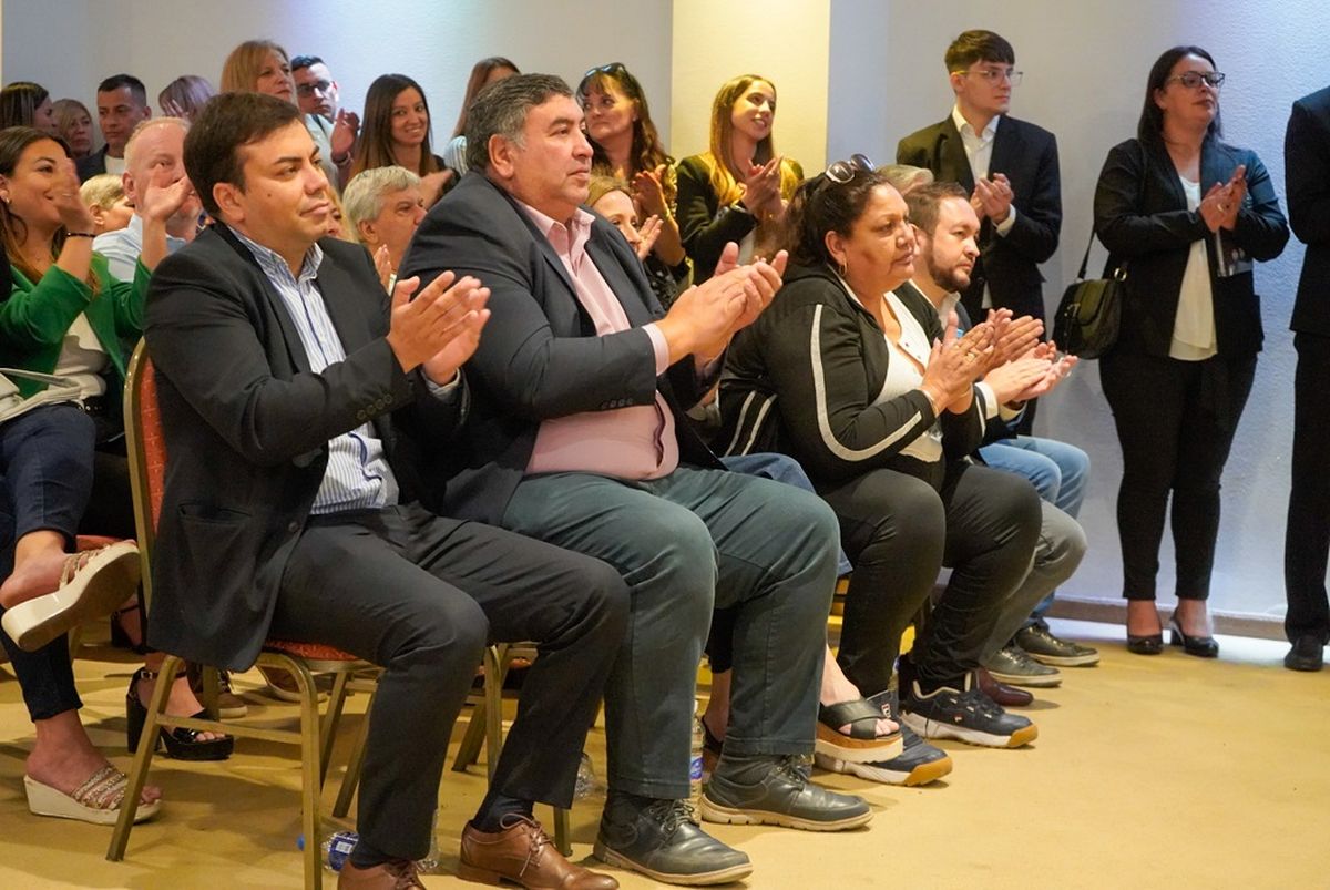 El flamante intendente electo Francisco Lo Presti estuvo presente en la ceremonia. El flamante intendente electo Francisco Lo Presti estuvo presente en la ceremonia.