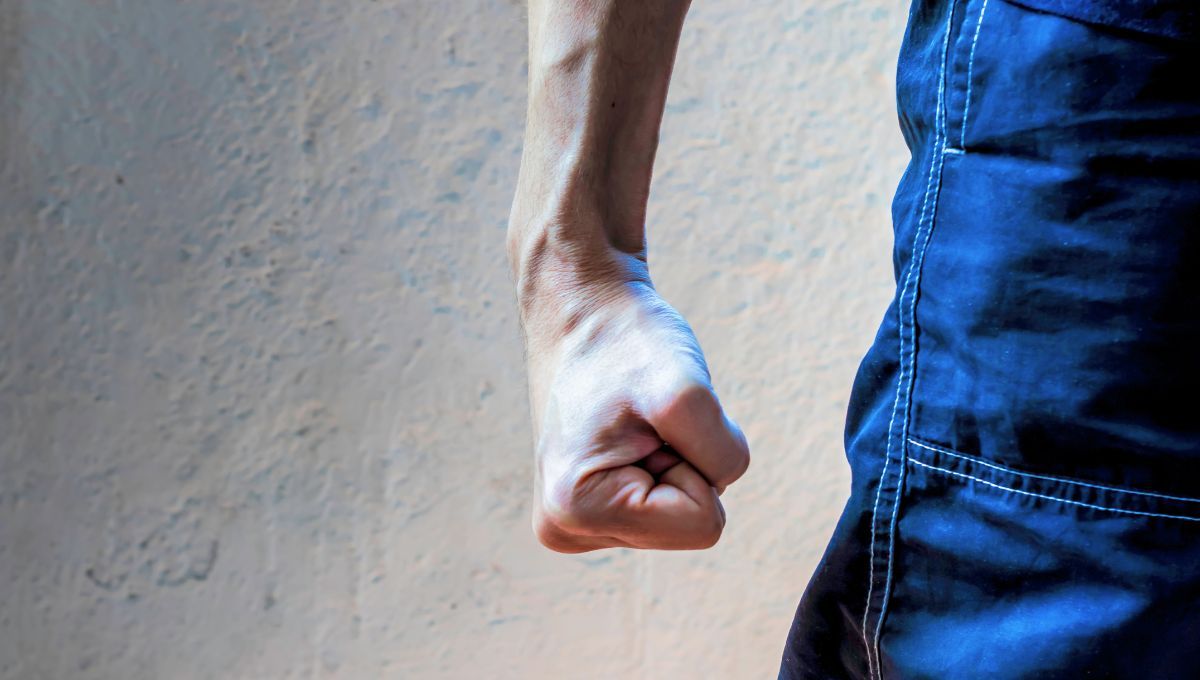 Violento almuerzo en Jujuy: golpeó a su suegro durante una discusión, agredió a su esposa y se dio a la fuga