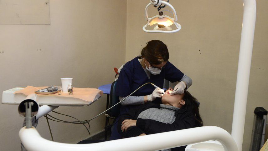 Odontólogos planean cobrar un plus para hacerle frente al aumento de los insumos