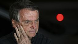Desde Estados Unidos, Jair Bolsonaro lanzó un sitio de ventas de productos con su imagen