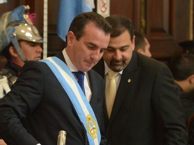 Con la firma de Paco