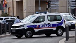 Pánico en Francia: un hombre atacó a cuchillazos a seis personas, cuatro de ellos niños