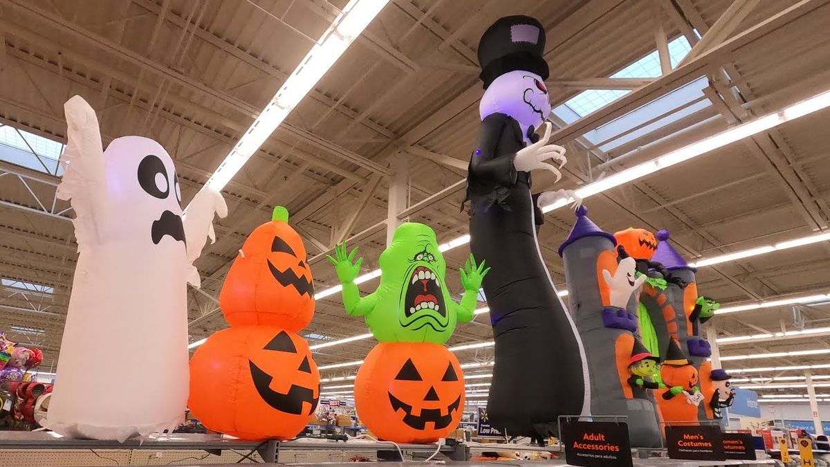 Los inflables que ofrece Walmart son de los más elegidos para decorar los frentes de las casas. Los inflables que ofrece Walmart son de los más elegidos para decorar los frentes de las casas.