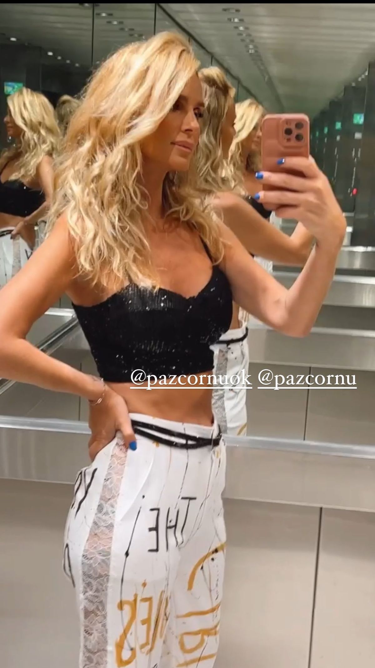 Sabrina Rojas lleva pantaloncitos con transparencias y es tendencia total. Sabrina Rojas lleva pantaloncitos con transparencias y es tendencia total.