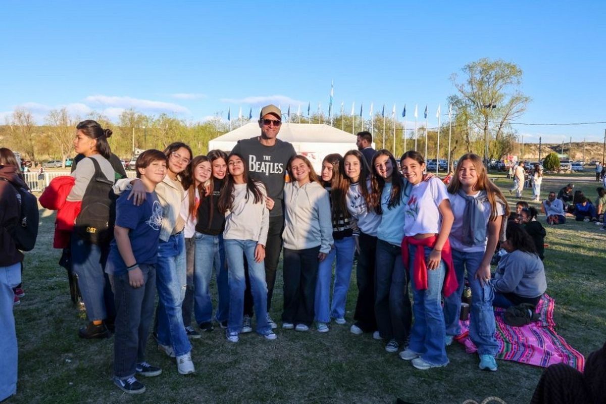 Se vivió una verdadera fiesta en el Día de la Primavera y el Día del Estudiante. Se vivió una verdadera fiesta en el Día de la Primavera y el Día del Estudiante.