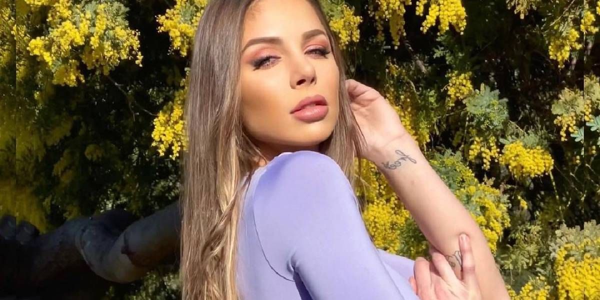 Romina Malaspina tomó sol con sus amigas y arrasó.