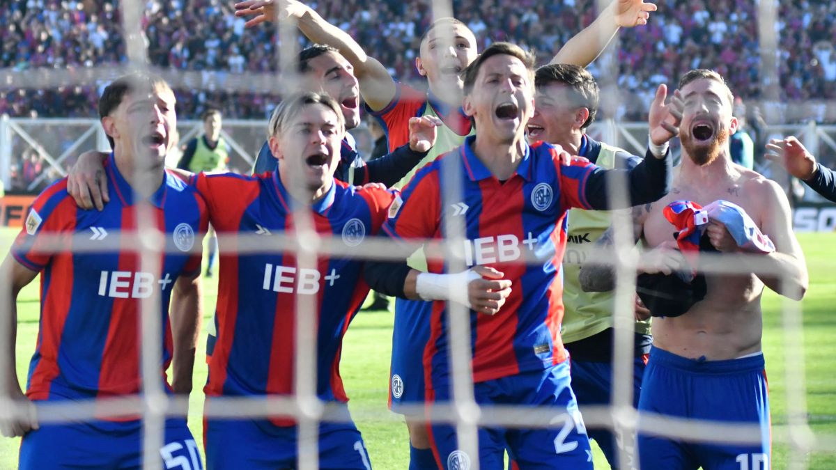 San Lorenzo tuvo un especial festejo en comuni&oacute;n con su hinchada, que llen&oacute; el Nuevo Gas&oacute;metro.