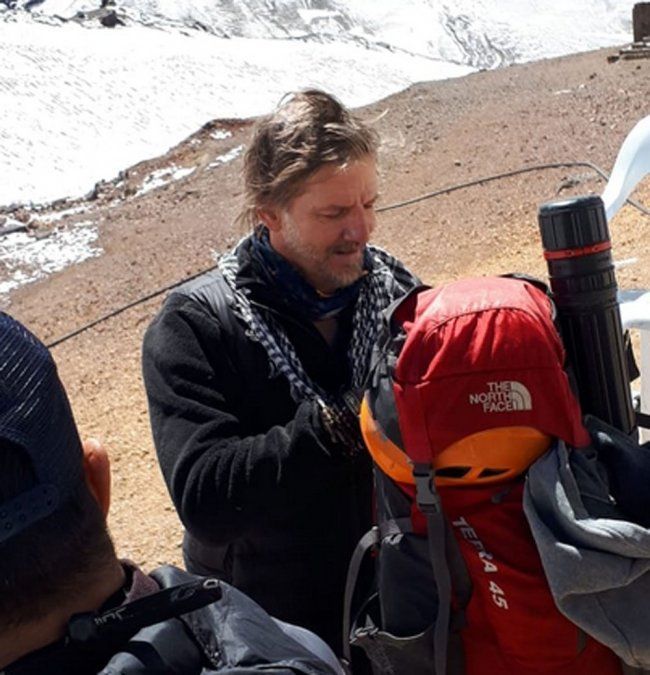 Facundo Arana y Javier Calamaro entrenan en el Aconcagua