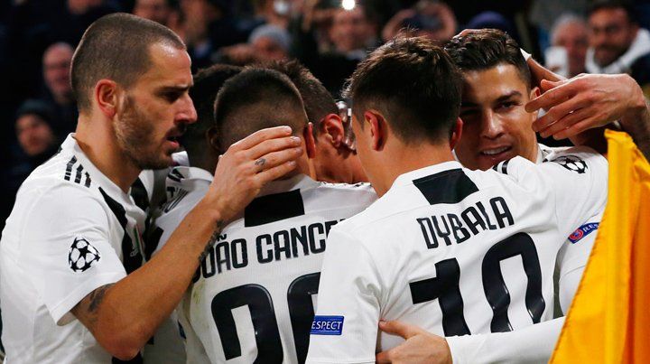 Juventus venció a Valencia y se clasificó a octavos