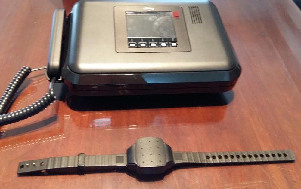 Tras la llegada de 30 pulseras para presos en Mendoza, esperan otras 400