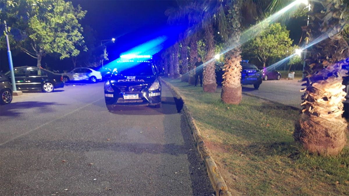 La víctima tenía 23 años y murió al caer de su moto en el interior del parque Metropolitano, en Maipú. La víctima tenía 23 años y murió al caer de su moto en el interior del parque Metropolitano, en Maipú.