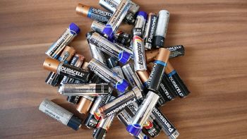 Si tienes pilas gastadas en casa, tienes un tesoro: por qué y cómo reciclarlas con esta maravillosa idea Si tienes pilas gastadas en casa, tienes un tesoro: por qué y cómo reciclarlas con esta maravillosa idea