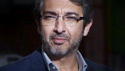 Ricardo Darín ayudó a una persona tirada en la calle en pleno diluvio