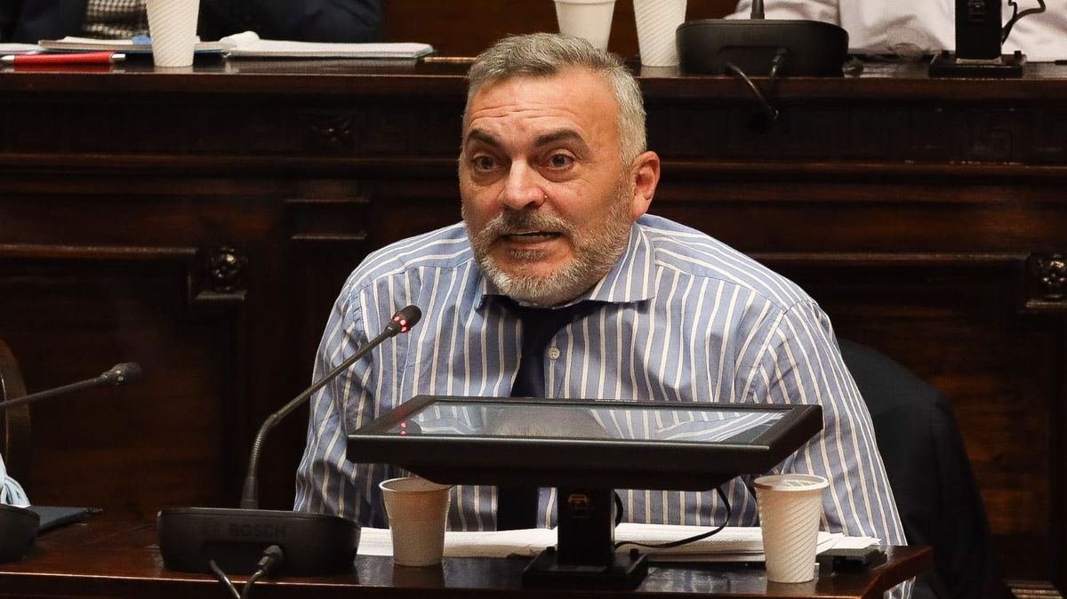 El senador peronista Félix González, ligado al kirchnerismo, rechazó la Declaración de Impacto Ambiental de PSJ Cobre Mendocina. El senador peronista Félix González, ligado al kirchnerismo, rechazó la Declaración de Impacto Ambiental de PSJ Cobre Mendocina.