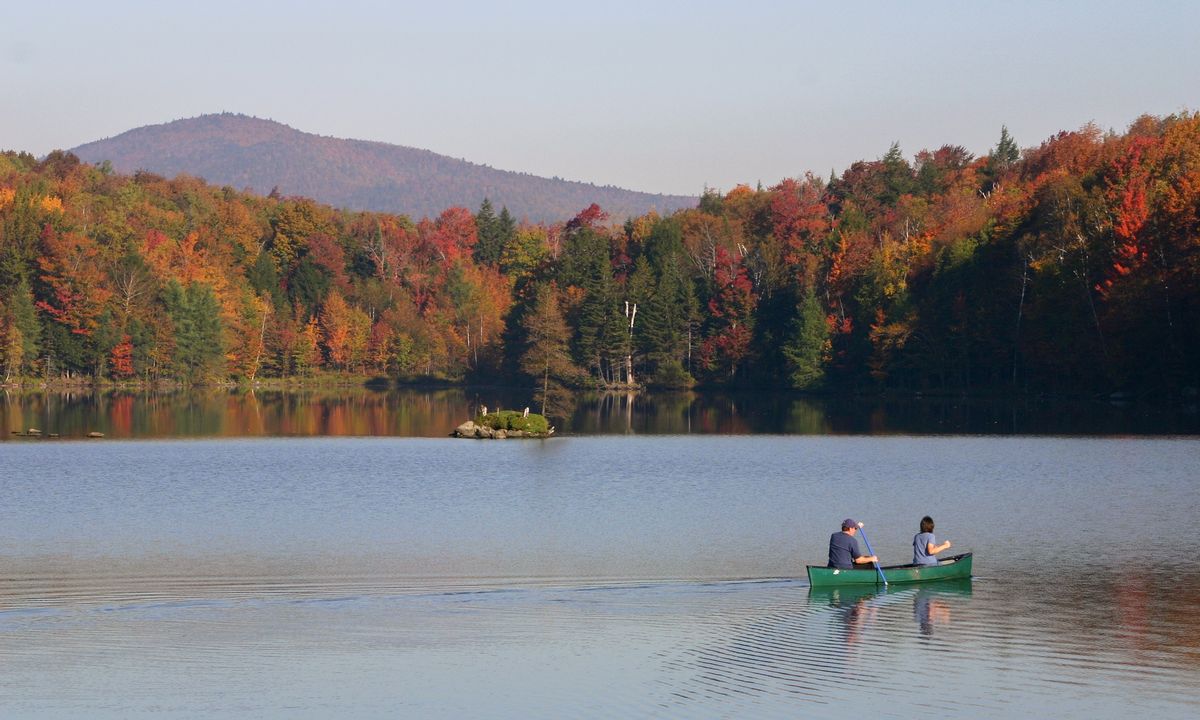 El lago Champlain: opción deleitable por su espejo de agua. El lago Champlain: opción deleitable por su espejo de agua.