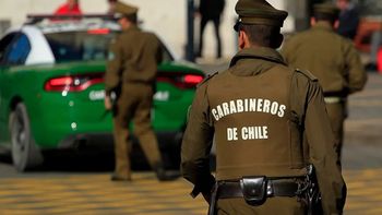 Un mendocino fue detenido con U$S 22.000 ocultos en el Paso Internacional Cristo Redentor Un mendocino fue detenido con U$S 22.000 ocultos en el Paso Internacional Cristo Redentor