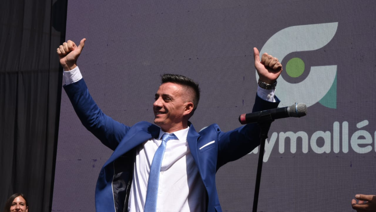 En abril fue elegido por Marcelino Iglesias para ser candidato a intendente por Guaymallén. En abril fue elegido por Marcelino Iglesias para ser candidato a intendente por Guaymallén.