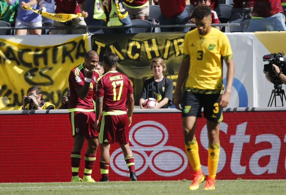 Venezuela derrotó a Jamaica en su debut en la Copa América
