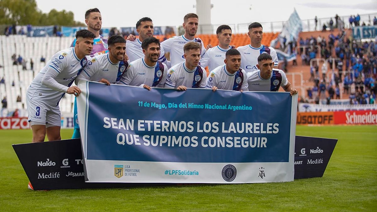 Godoy Cruz en su debut perdió ante Barracas Central. Ahora jugará ante Independiente Rivadavia, en el choque entre mendocinos. Godoy Cruz en su debut perdió ante Barracas Central. Ahora jugará ante Independiente Rivadavia, en el choque entre mendocinos.