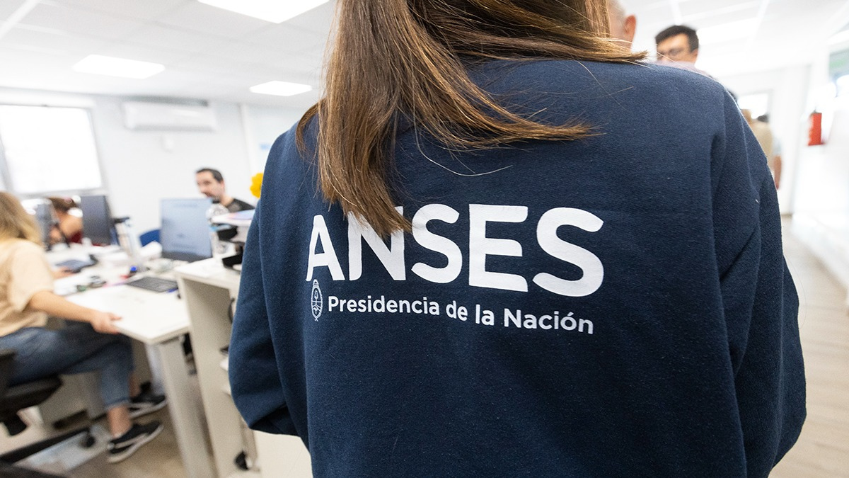 ANSES: la medida de Milei sobre el calendario de pago que favorece a los jubilados en agosto