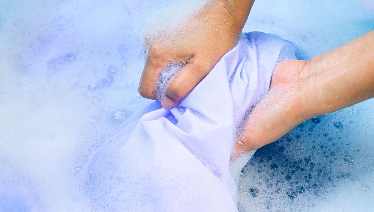 Cuanto mejor laves la ropa, más tiempo te durará. Cuanto mejor laves la ropa, más tiempo te durará.