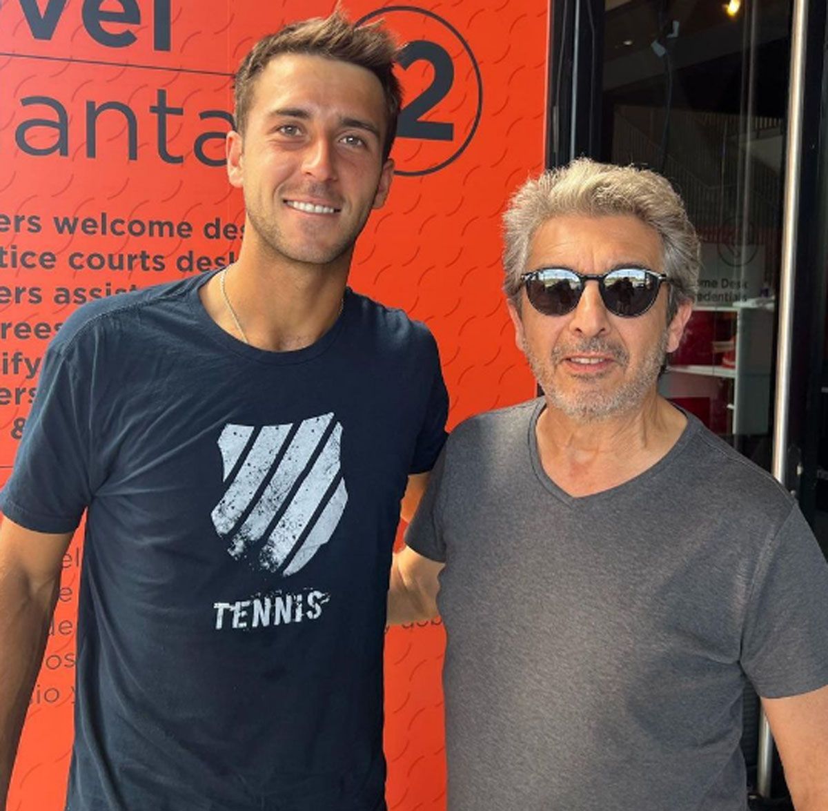 Etcheverry estuvo con Ricardo Darín en Madrid