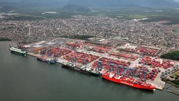 El mayor puerto de América del Sur rompe récord histórico y busca expandirse