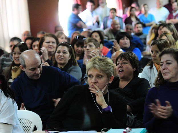 En Salud, los trabajadores rechazaron la oferta oficial y ratificaron el paro del martes, miércoles y jueves