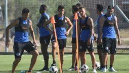 Tendencias: los hombres que usan corpiños en los deportes
