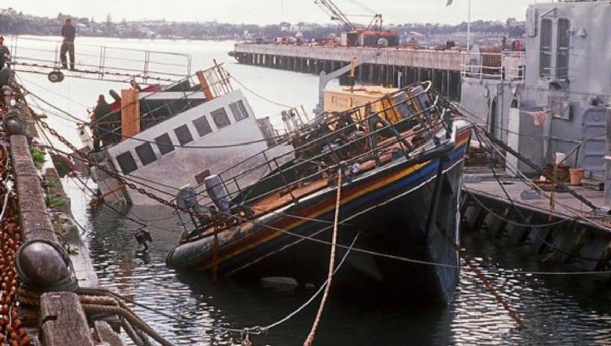  El atentado, realizado con explosivos, le costó la vida a Fernando Pereira, el fotógrafo portugués del grupo activista. El atentado, realizado con explosivos, le costó la vida a Fernando Pereira, el fotógrafo portugués del grupo activista.