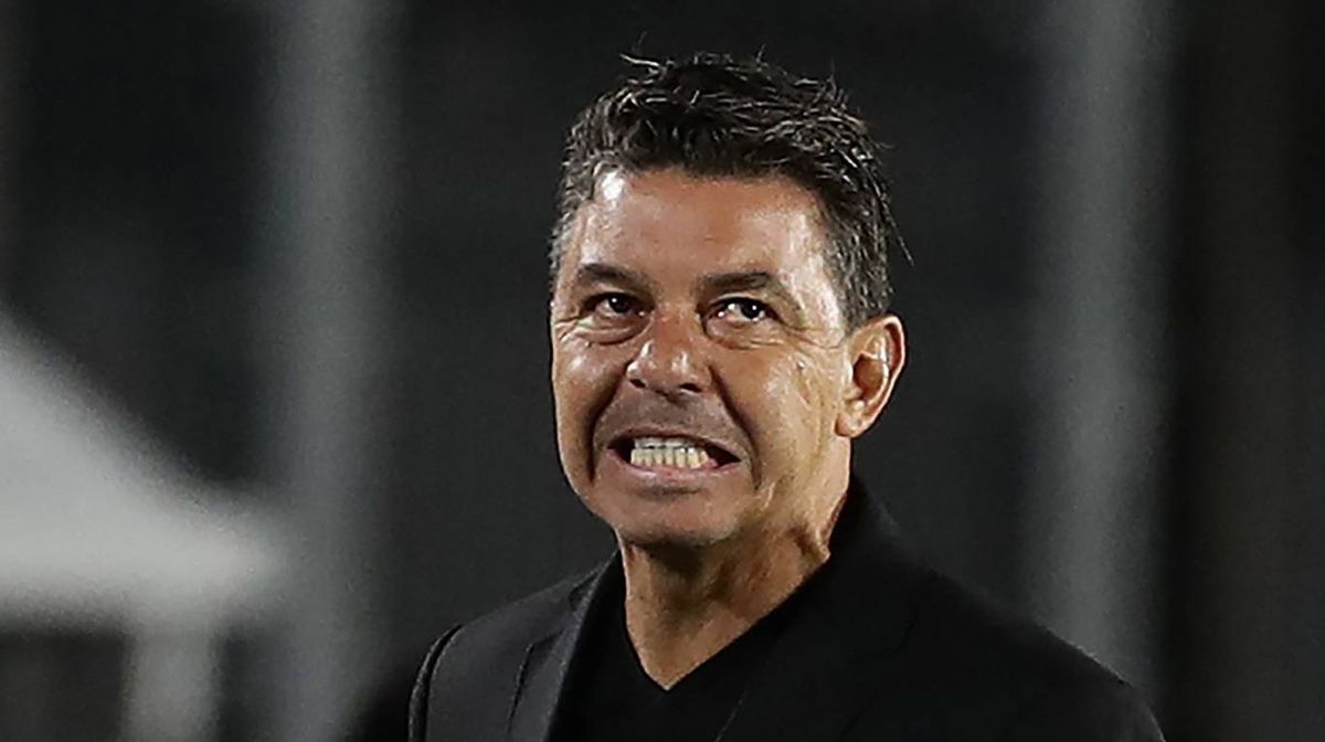 El entrenador del Millonario fue criticado por un ídolo del Xeneize.