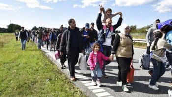 Dinamarca no frenará a inmigrantes que se dirigen a Suecia