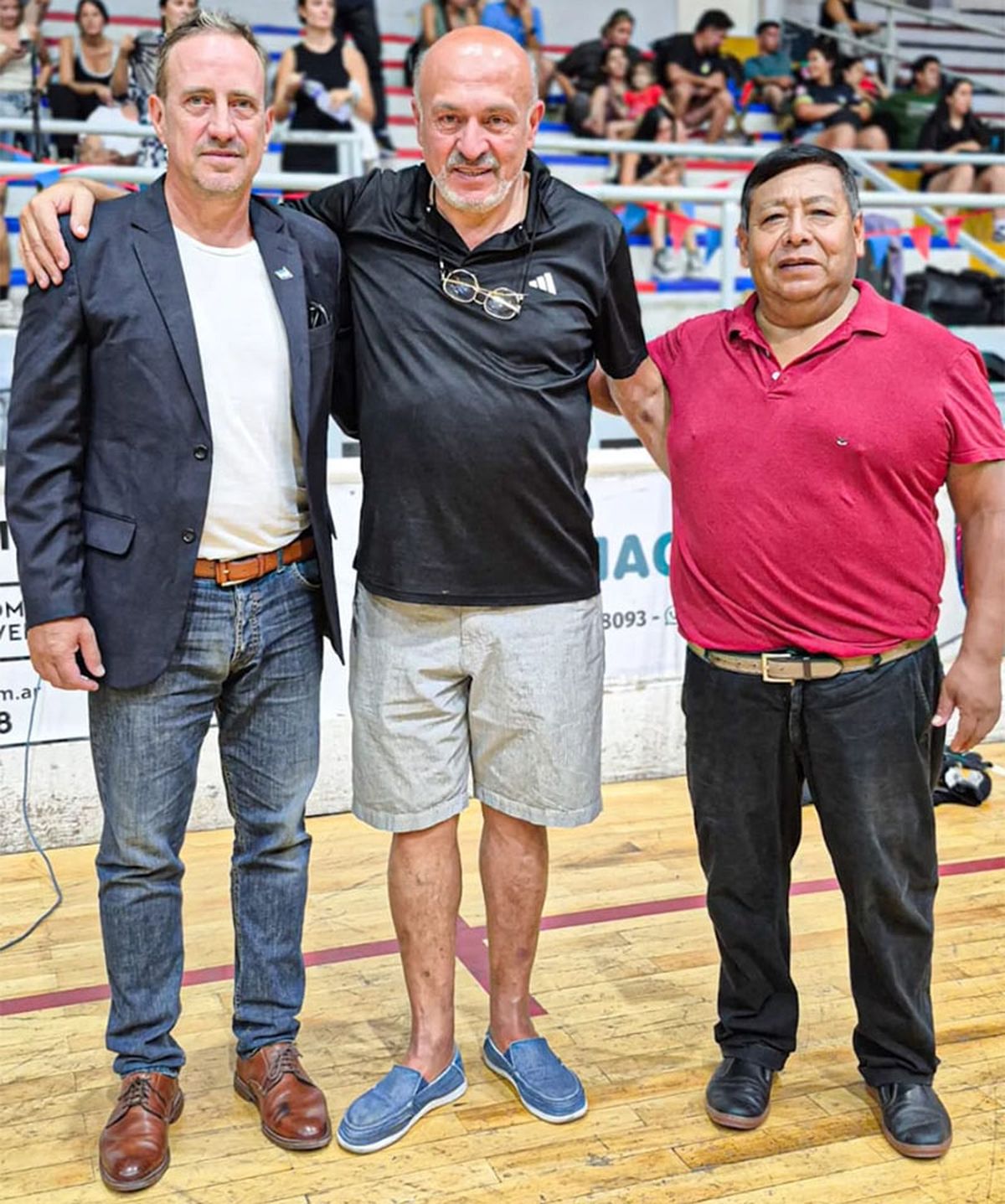 Walter Fern&aacute;ndez est&aacute; con el titular de la AMP, Cristian Navarro y el secretario, Roque Chiliguay.