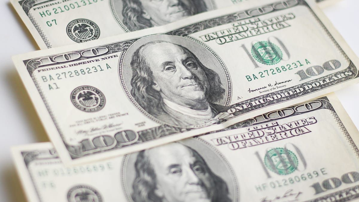 Esta semana el dólar blue se colocó en los $1.000 e incluso lo superó. Esta semana el dólar blue se colocó en los $1.000 e incluso lo superó.