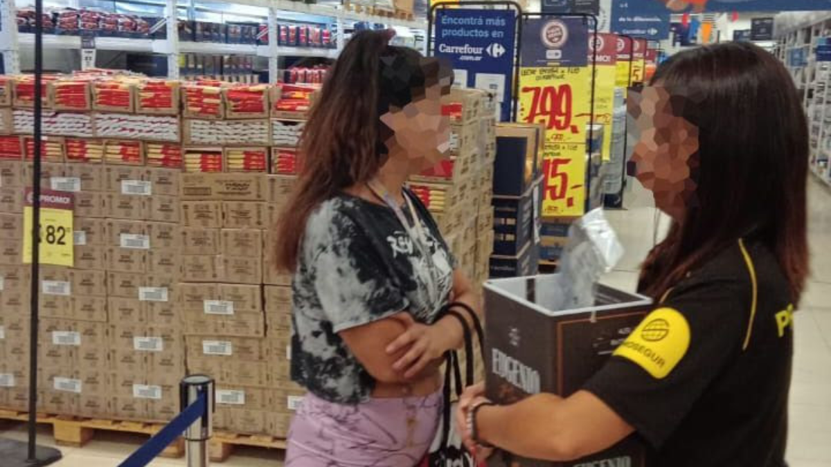 El hecho ocurrió en el supermercado ubicado en Las Heras y Belgrano de Ciudad.