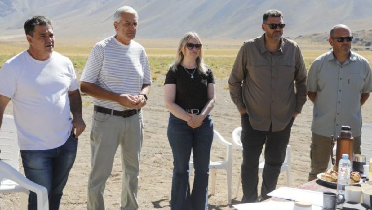 Casado, Kerchner y otras autoridades participaron de la presentación.