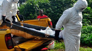 Liberia busca controlar el ébola para diciembre