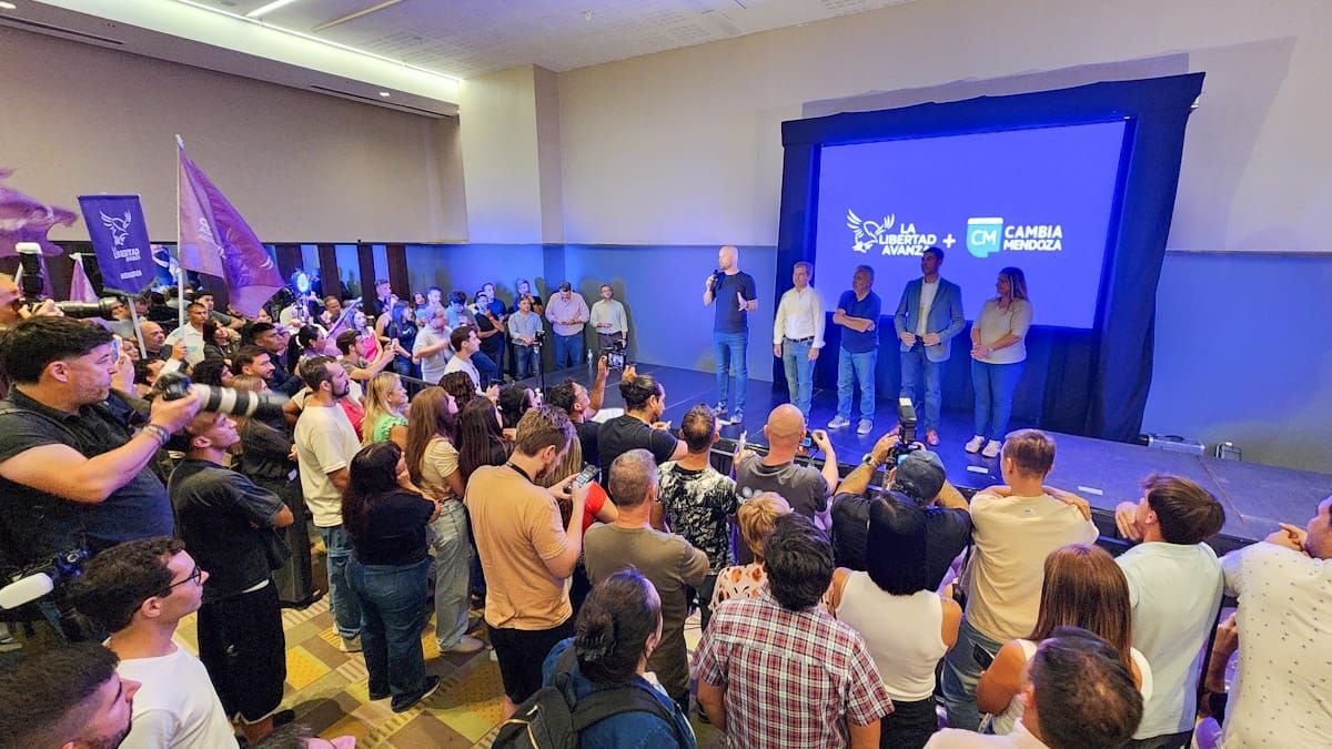 La celebración PRO-La Libertad Avanza + Cambia Mendoza en Luján.