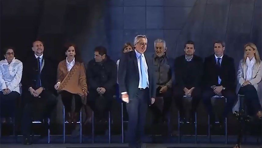 Alberto y Cristina cerraron la campaña en Rosario