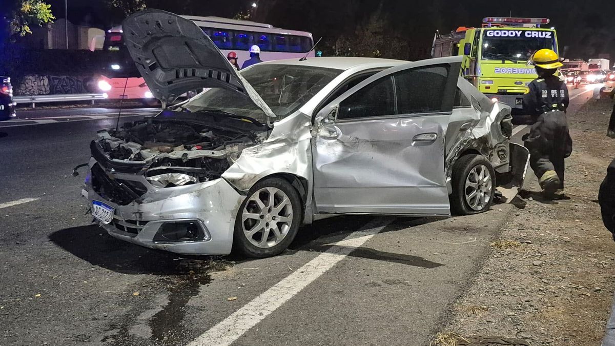 El auto era usado como Uber e iba con una pasajera en el momento del accidente. El auto era usado como Uber e iba con una pasajera en el momento del accidente.