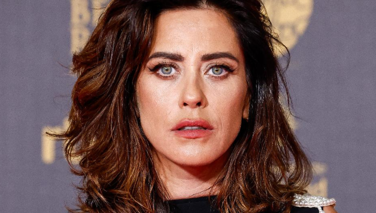 Está en Netflix, se estrenó hace poco y con seis capítulos es top 10