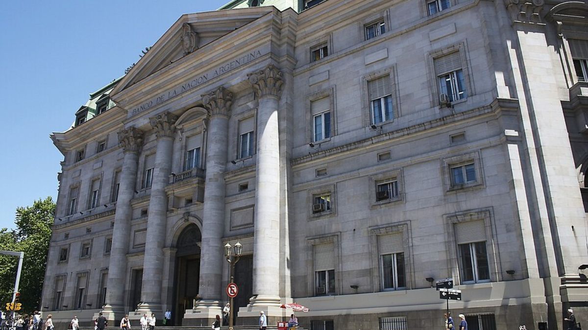 Préstamos del Banco Nación: uno a uno los 9 funcionarios y legisladores libertarios que están en la mira