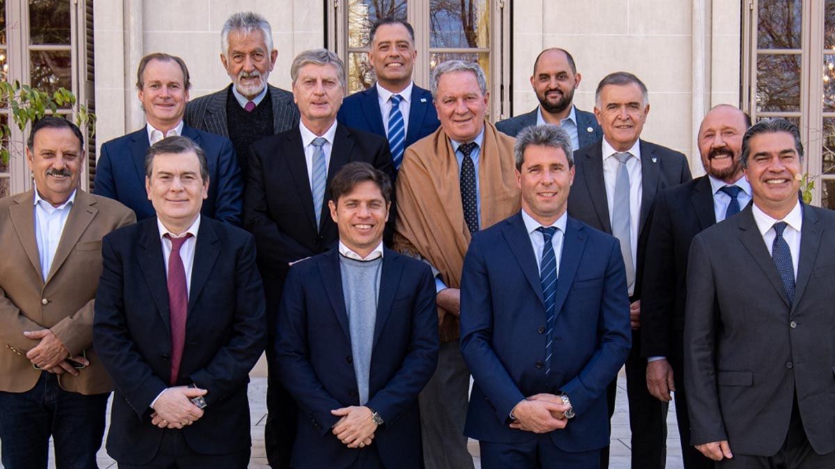 Los gobernadores salieron a respaldar a Sergio Massa tras conocerse la fórmula de Unión de por la Patria.