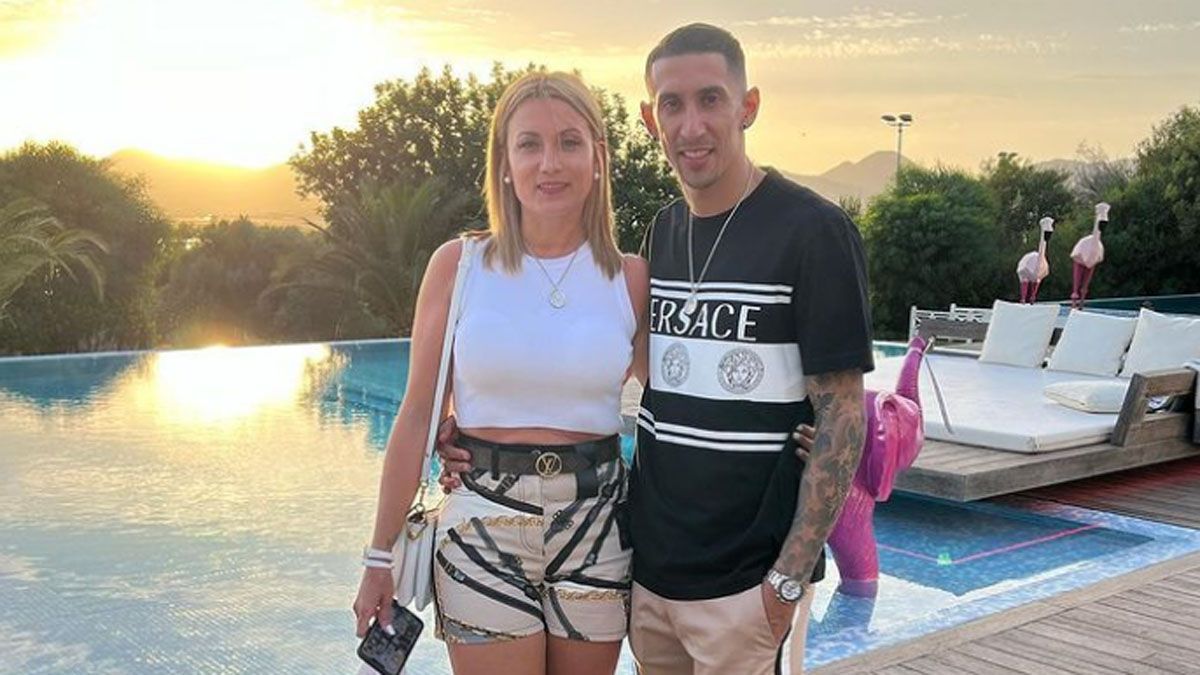 Ángel Di María y su esposa Jorgelina, de vacaciones mientras definen el futuro
