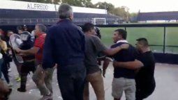 Clima caliente en el Parque: peleas tras la derrota de la Lepra